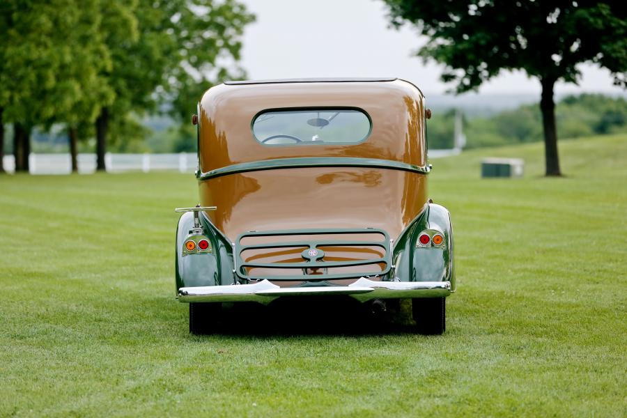  Pierce-Arrow 12 Model Sedan 1934 года  (фото 25 из 32)